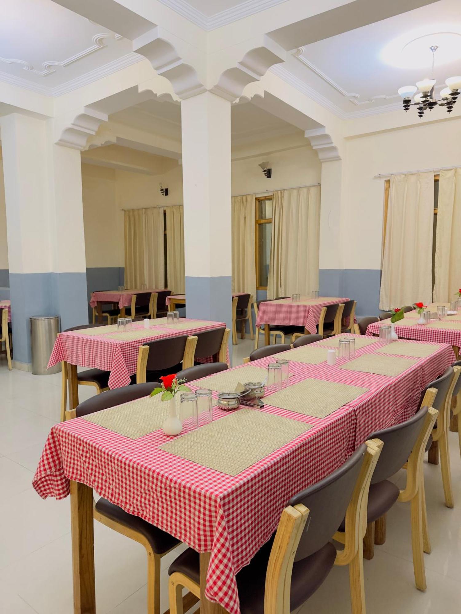 Hotel Dimbir Regency Leh Luaran gambar