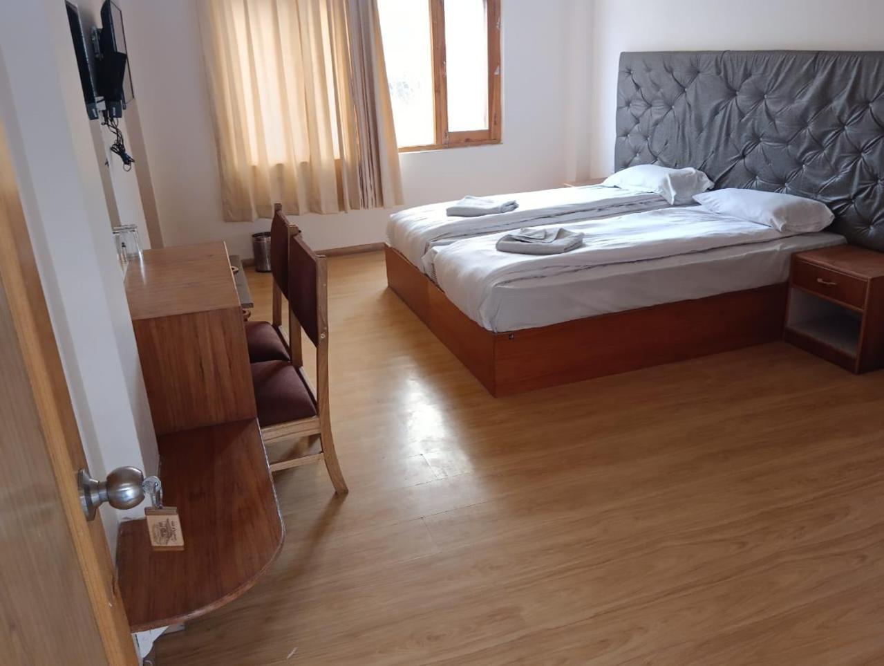 Hotel Dimbir Regency Leh Luaran gambar