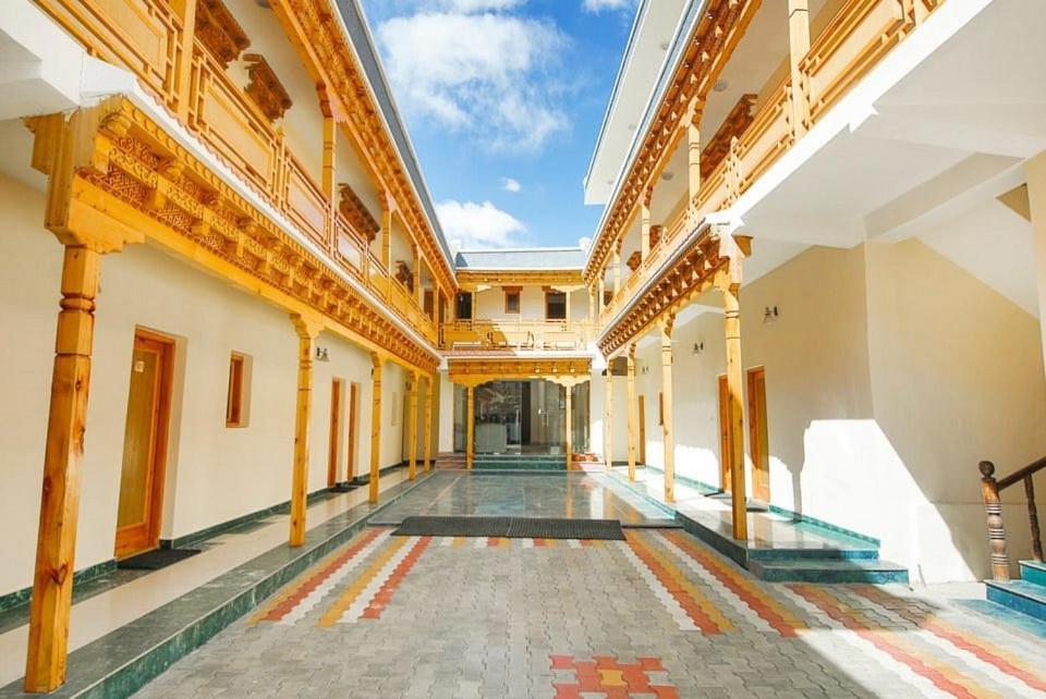 Hotel Dimbir Regency Leh Luaran gambar